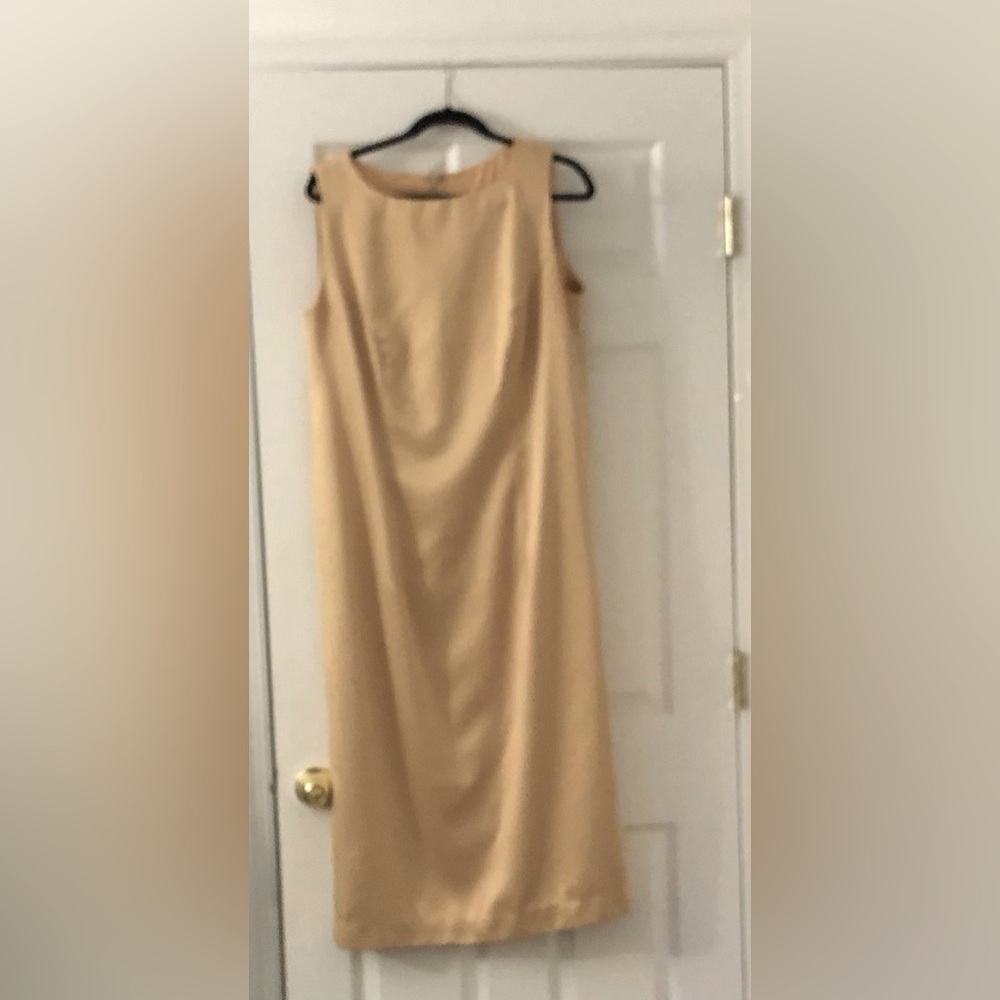 Women’s 3 Piece Sleeveless Elegant Evening Dress with matching shaw & gloves